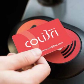 carte_colibri_main_valideur